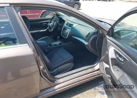 2016 Nissan Altima 2.5/2.5 S/2.5 Sl/2.5 Sr/2.5 Sv из США, поврежденный, VIN 1N4AL3AP1GC168012